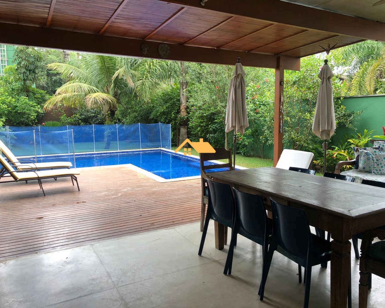 Casa de Condomínio, 4 quartos - Foto 1