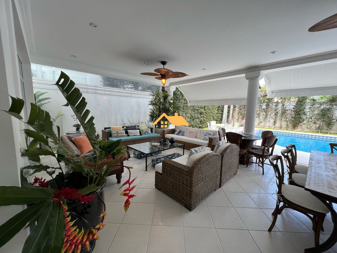 Casa de Condomínio, 5 quartos - Foto 1