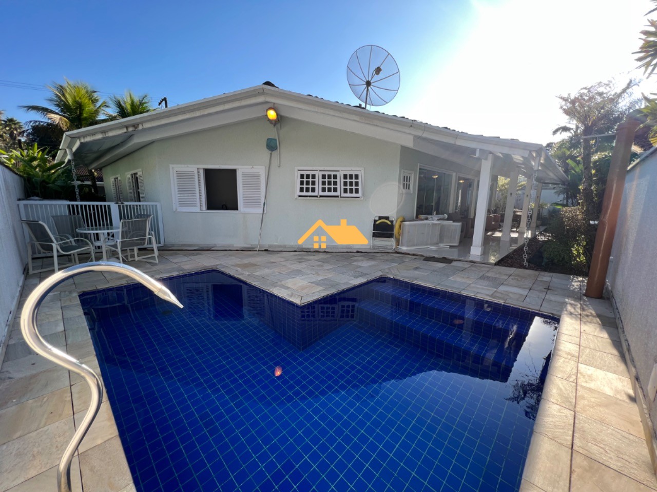 Casa de Condomínio, 4 quartos - Foto 1