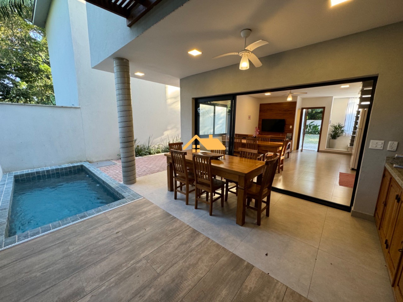 Casa de Condomínio, 3 quartos - Foto 1