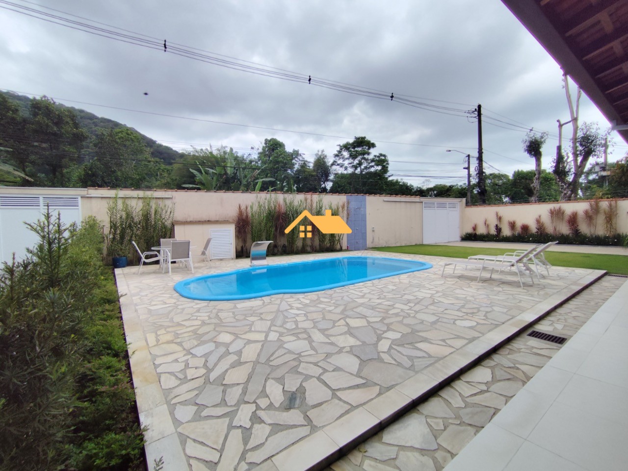 Casa, 2 quartos, 140 m² - Foto 3