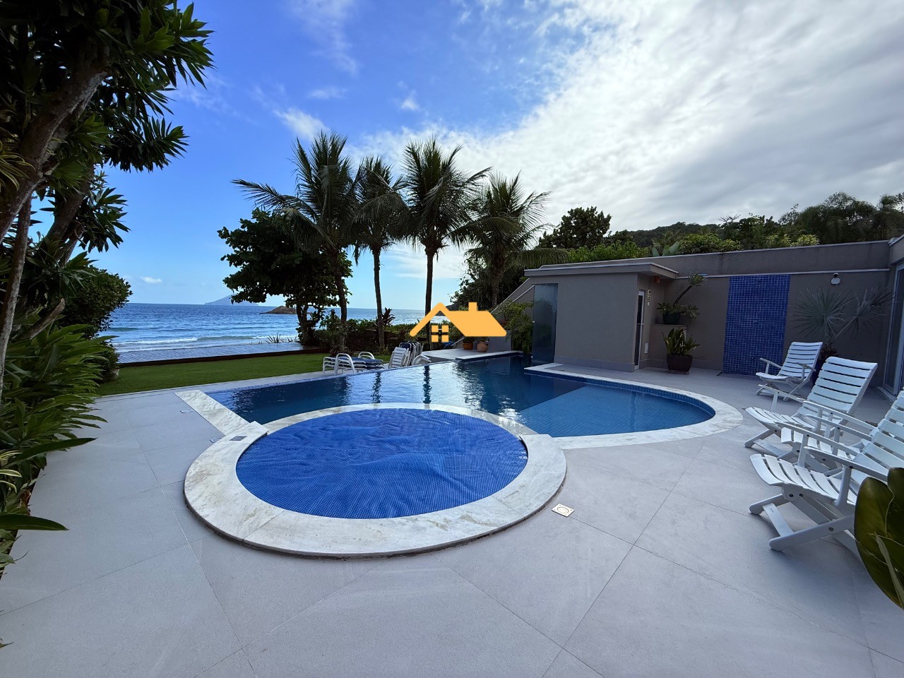Casa, 5 quartos, 300 m² - Foto 2