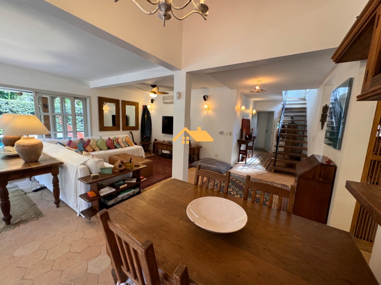 Casa, 5 quartos, 200 m² - Foto 4