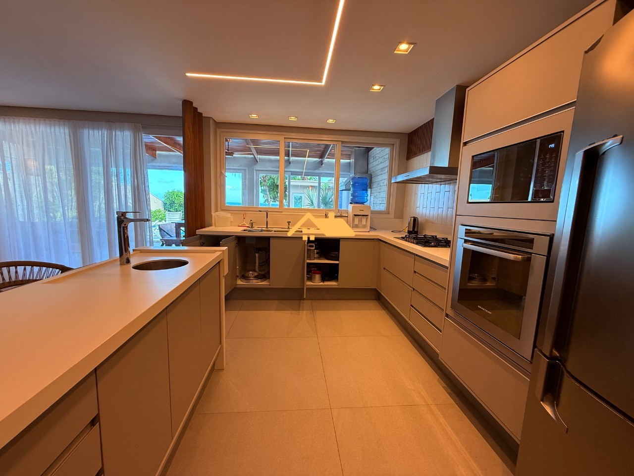 Casa, 5 quartos, 300 m² - Foto 18