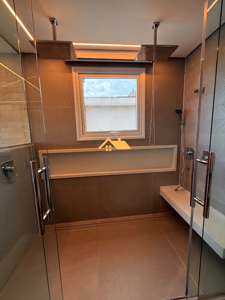 Casa, 5 quartos, 300 m² - Foto 69