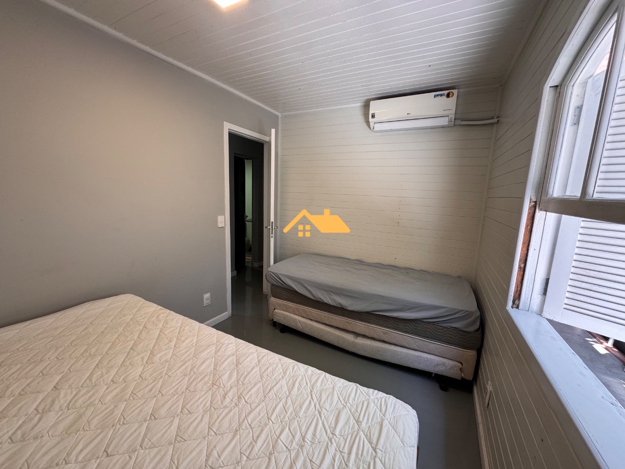 Casa, 5 quartos, 230 m² - Foto 8