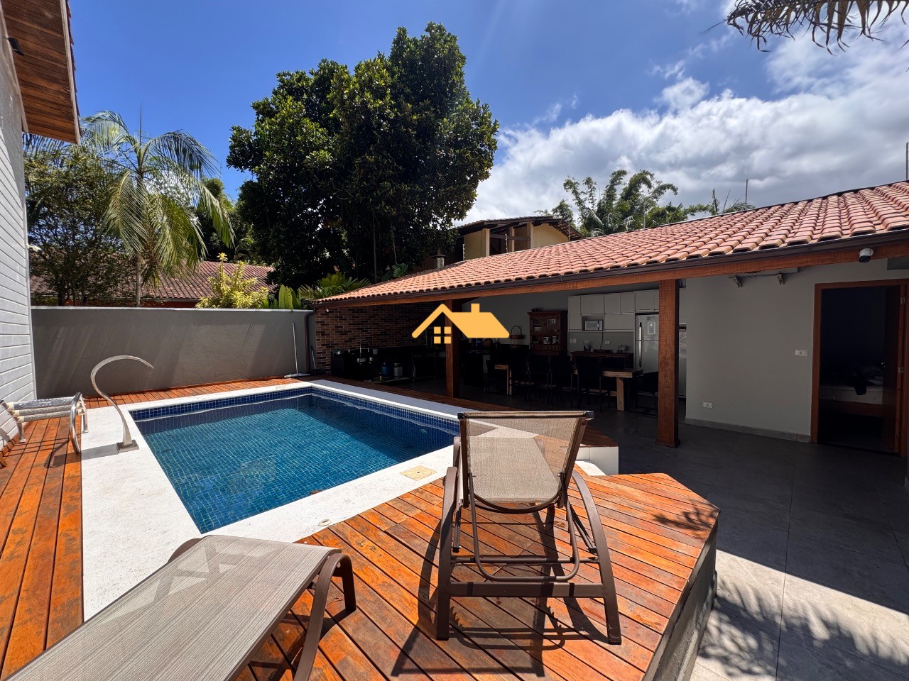 Casa, 5 quartos, 230 m² - Foto 22