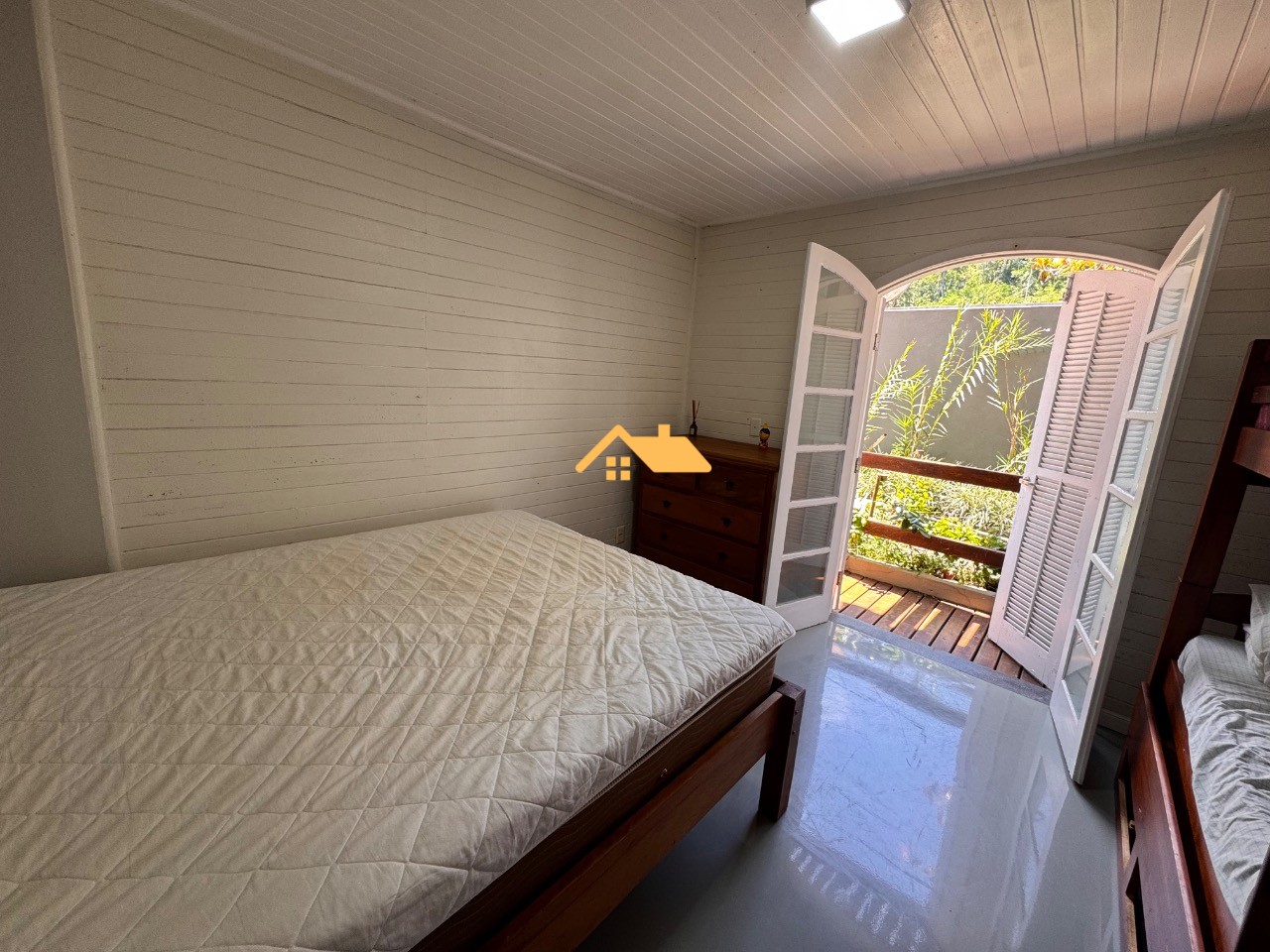 Casa, 5 quartos, 230 m² - Foto 9