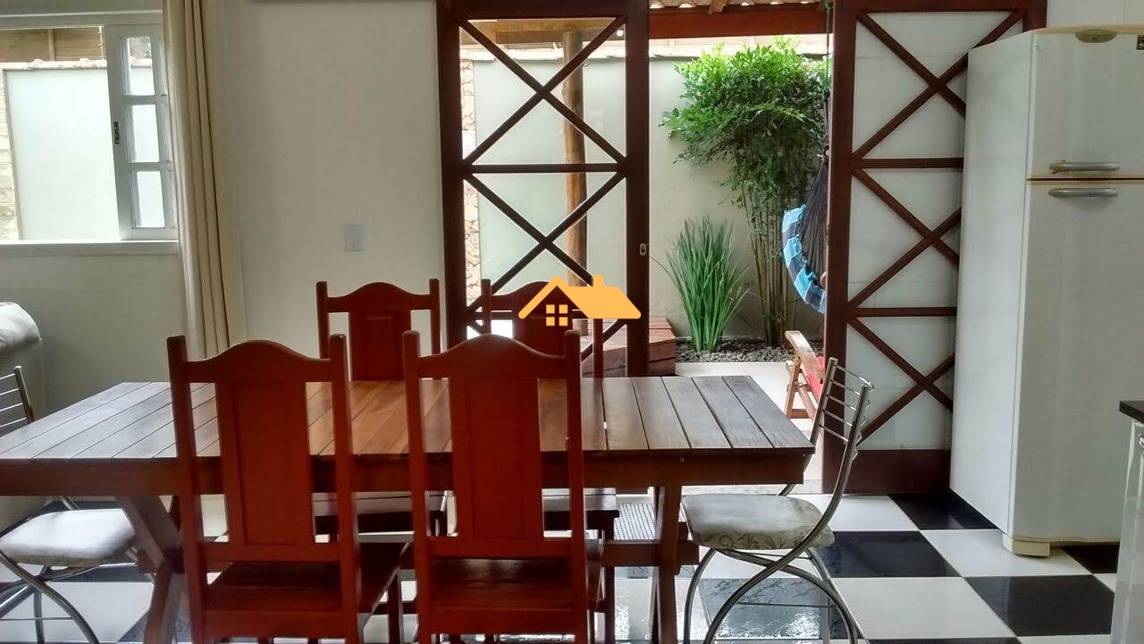 Casa, 3 quartos, 140 m² - Foto 2