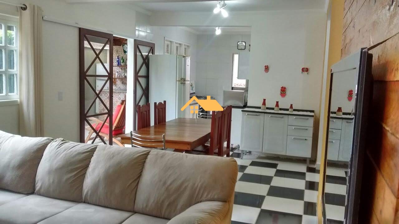 Casa, 3 quartos, 140 m² - Foto 1