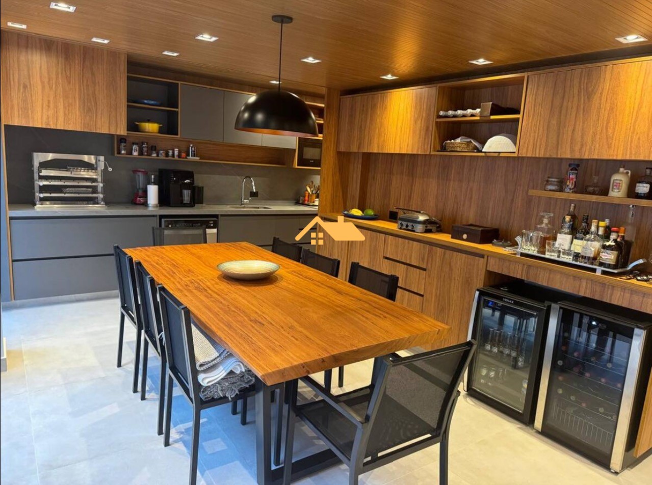 Casa, 3 quartos, 180 m² - Foto 2