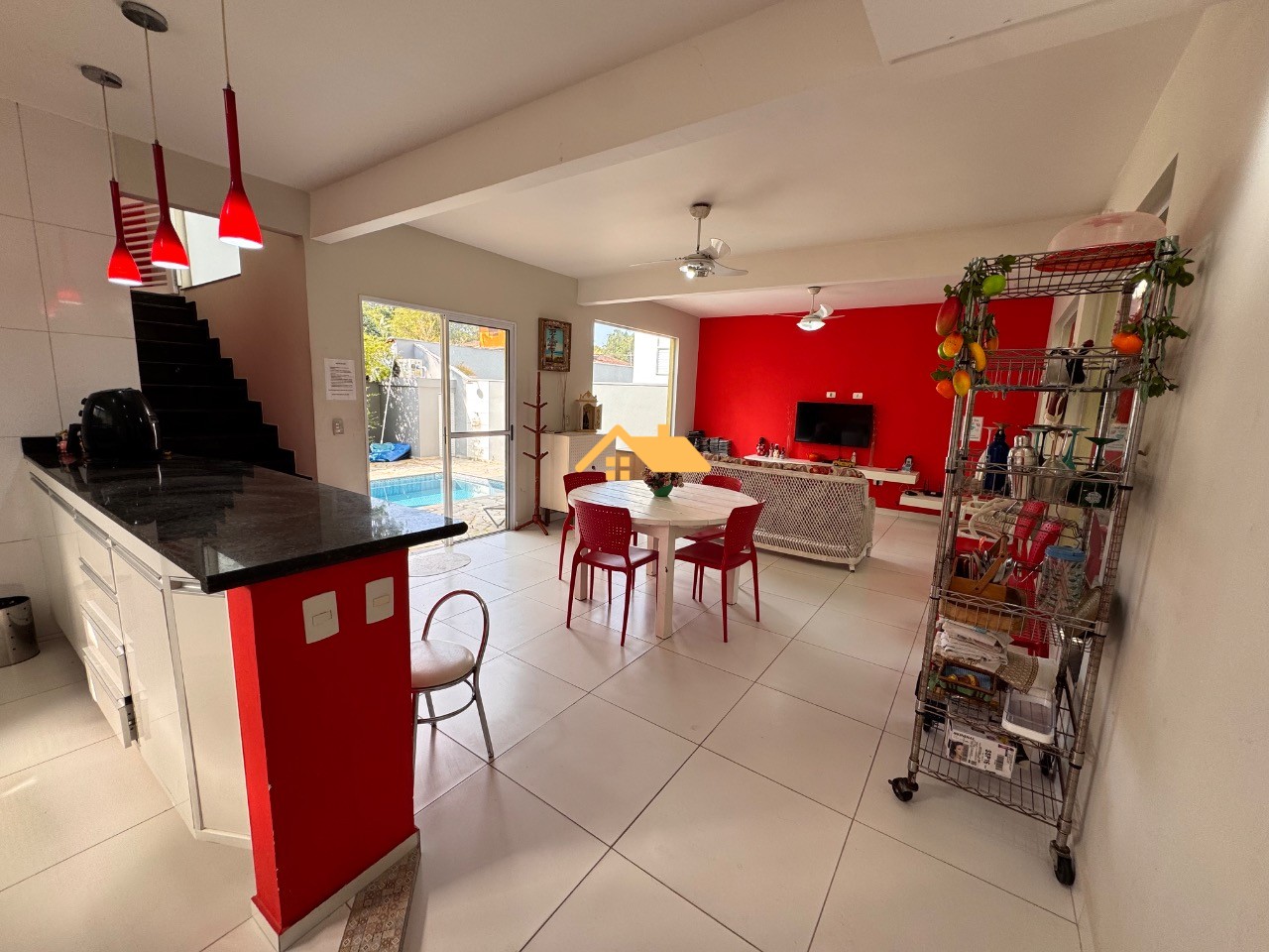 Casa, 3 quartos, 253 m² - Foto 4