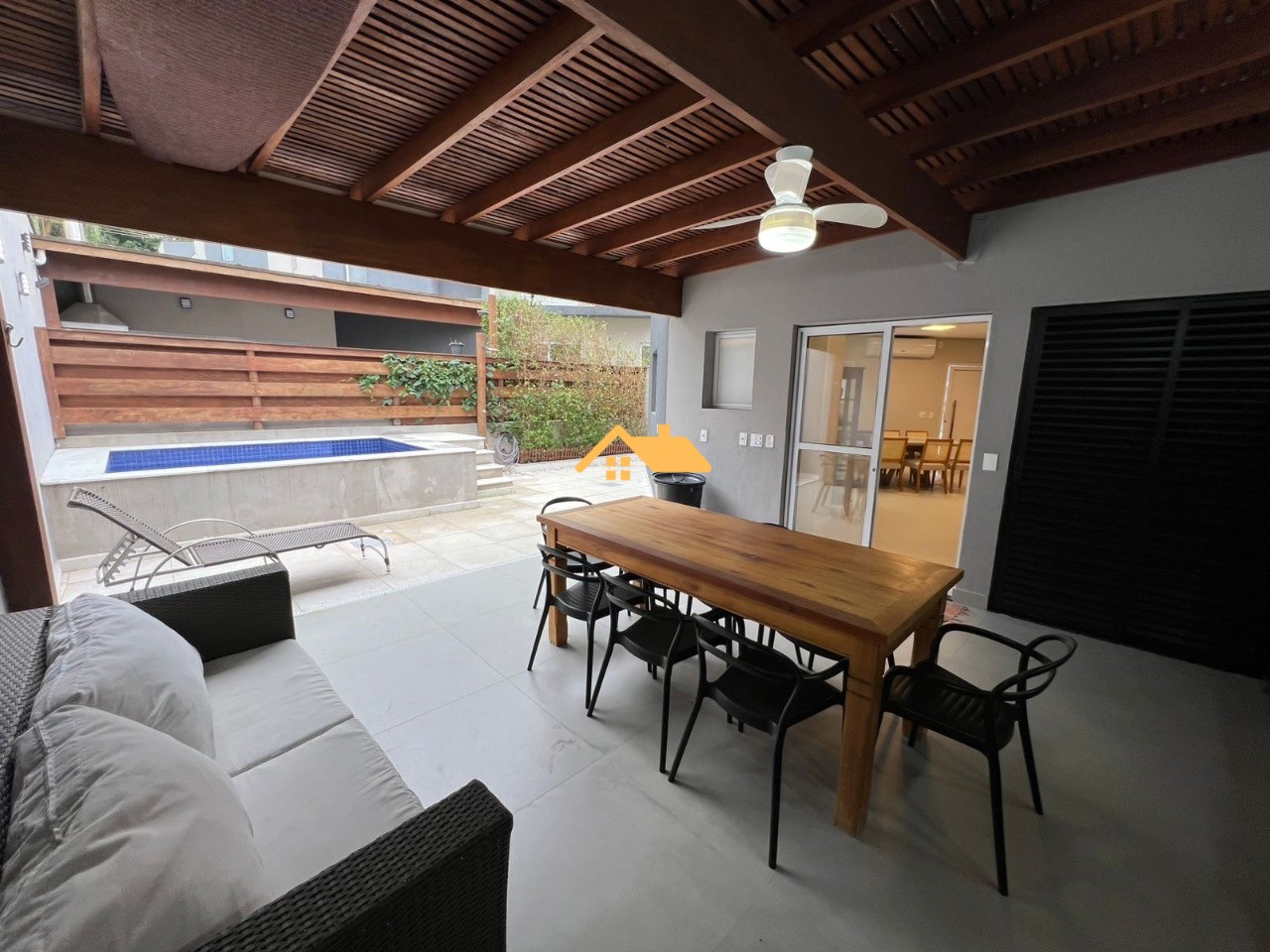 Casa de Condomínio, 4 quartos - Foto 1