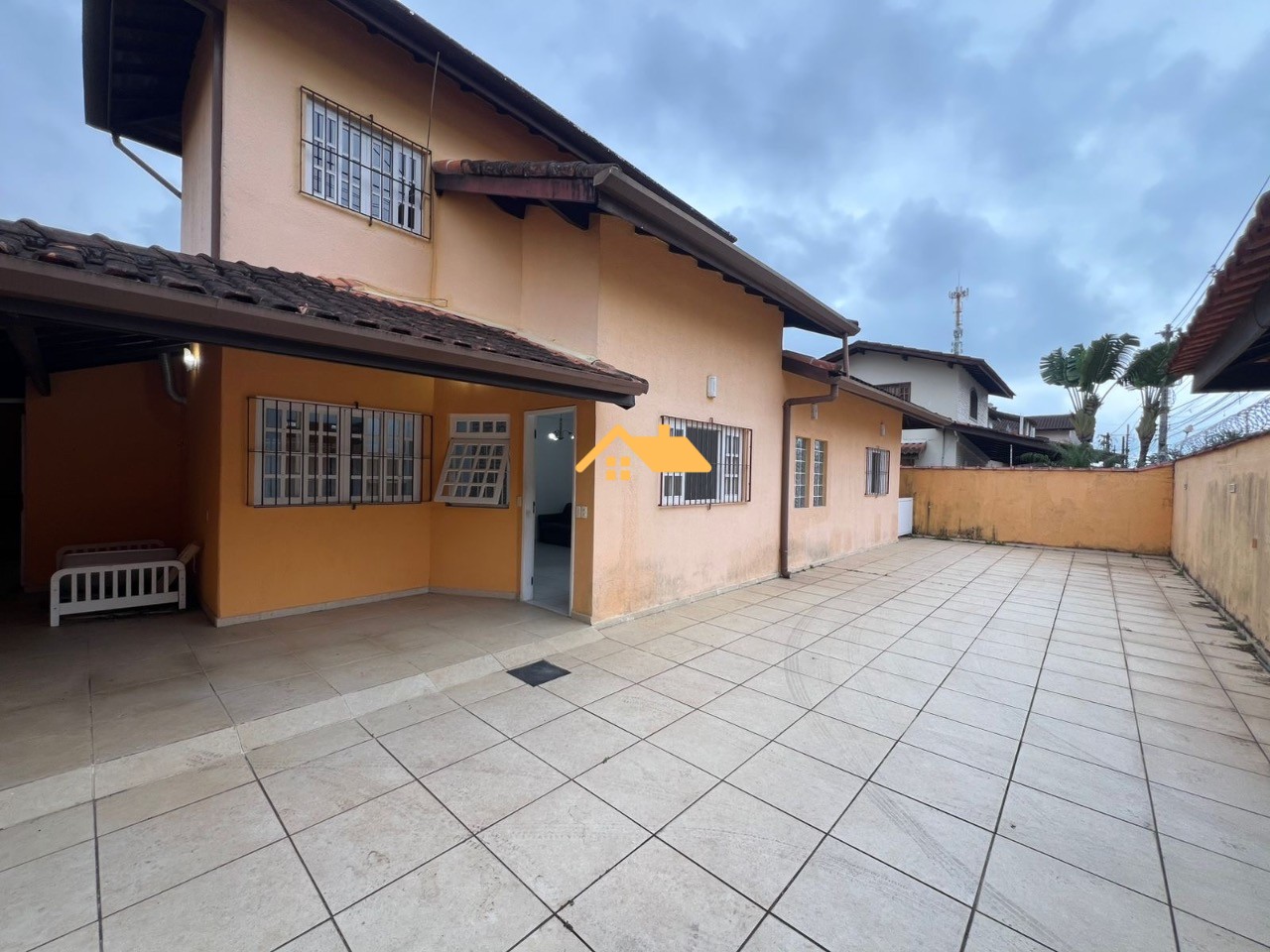 Casa, 2 quartos, 125 m² - Foto 1