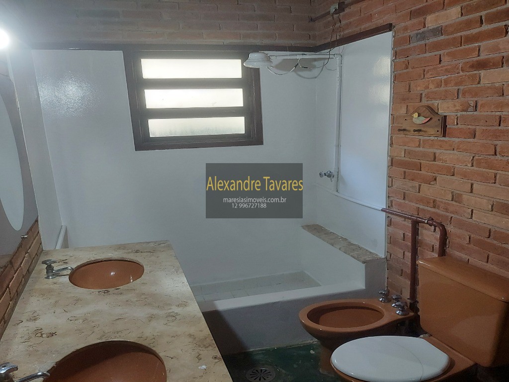 Oportunidade de Investimento! Excepcional espaço e localização - Barra do una