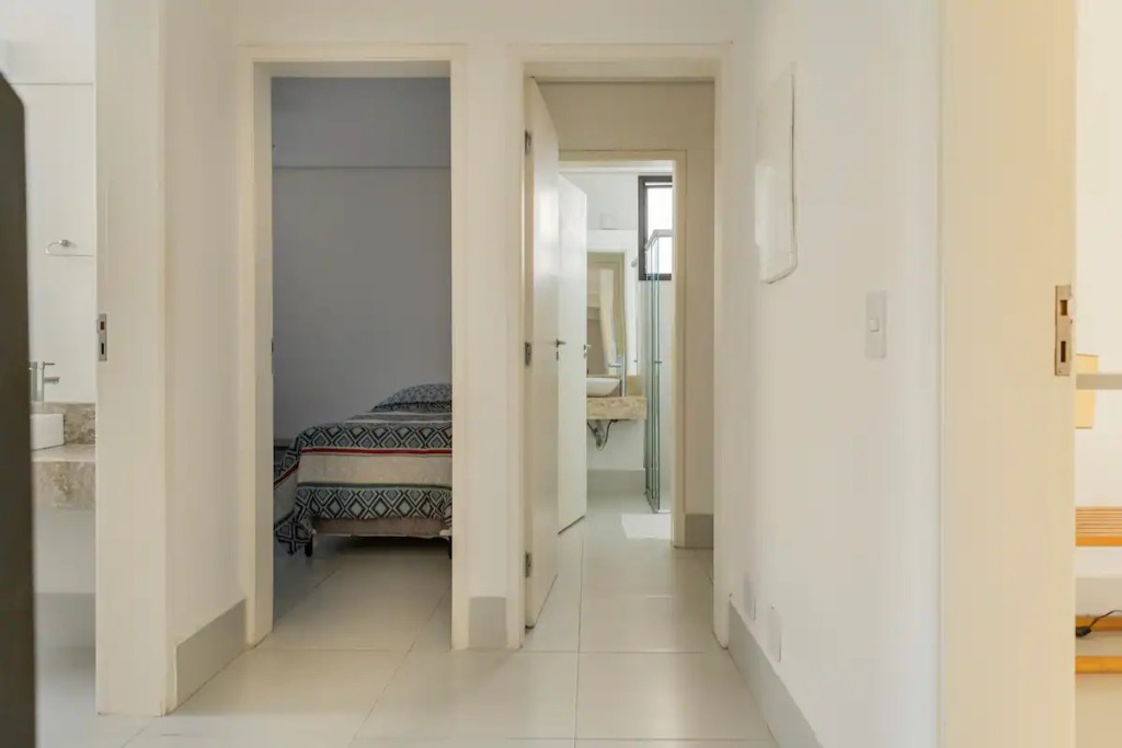 Linda casa em condominio com 5 dormitórios em Camburi localização privilegiada