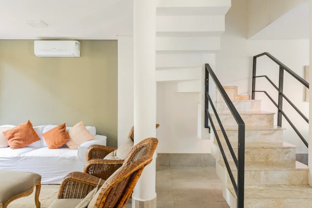 Linda casa em condominio com 5 dormitórios em camburi locali