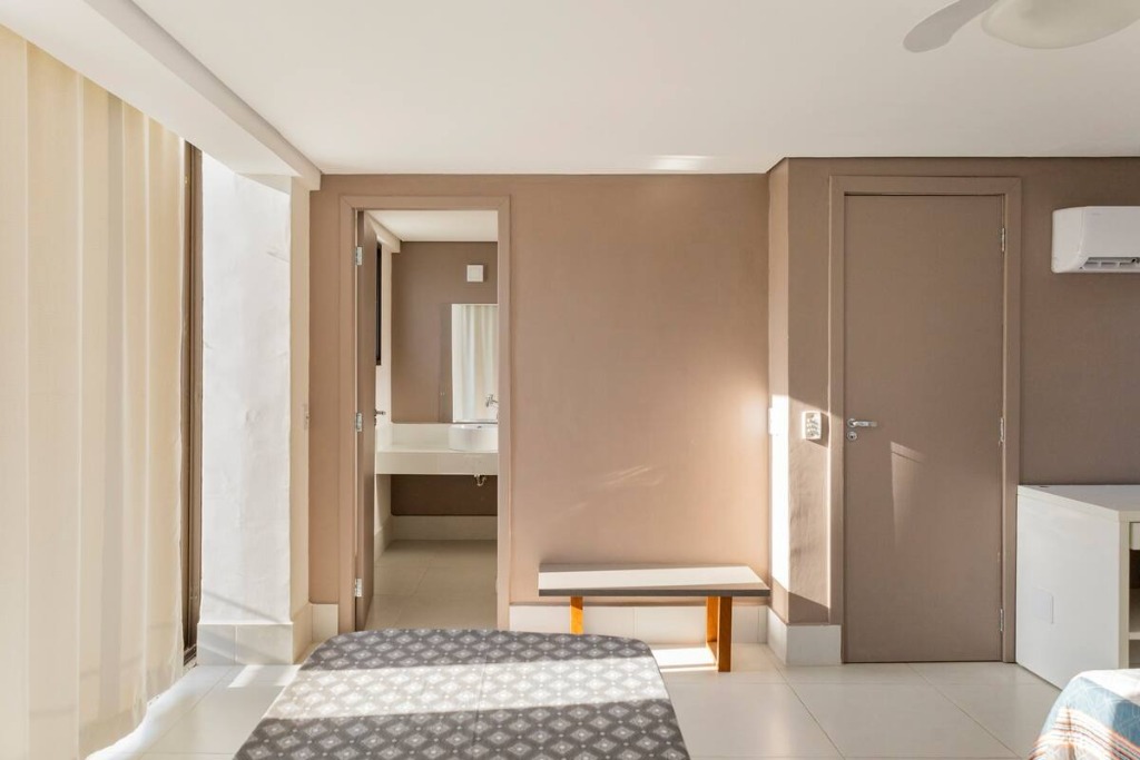Linda casa em condominio com 5 dormitórios em Camburi localização privilegiada