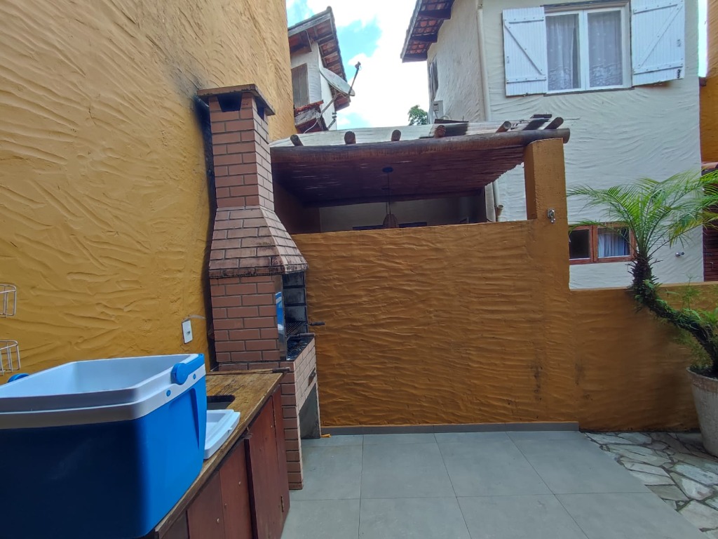Casa residencial em são sebastião - sp, boiçucanga