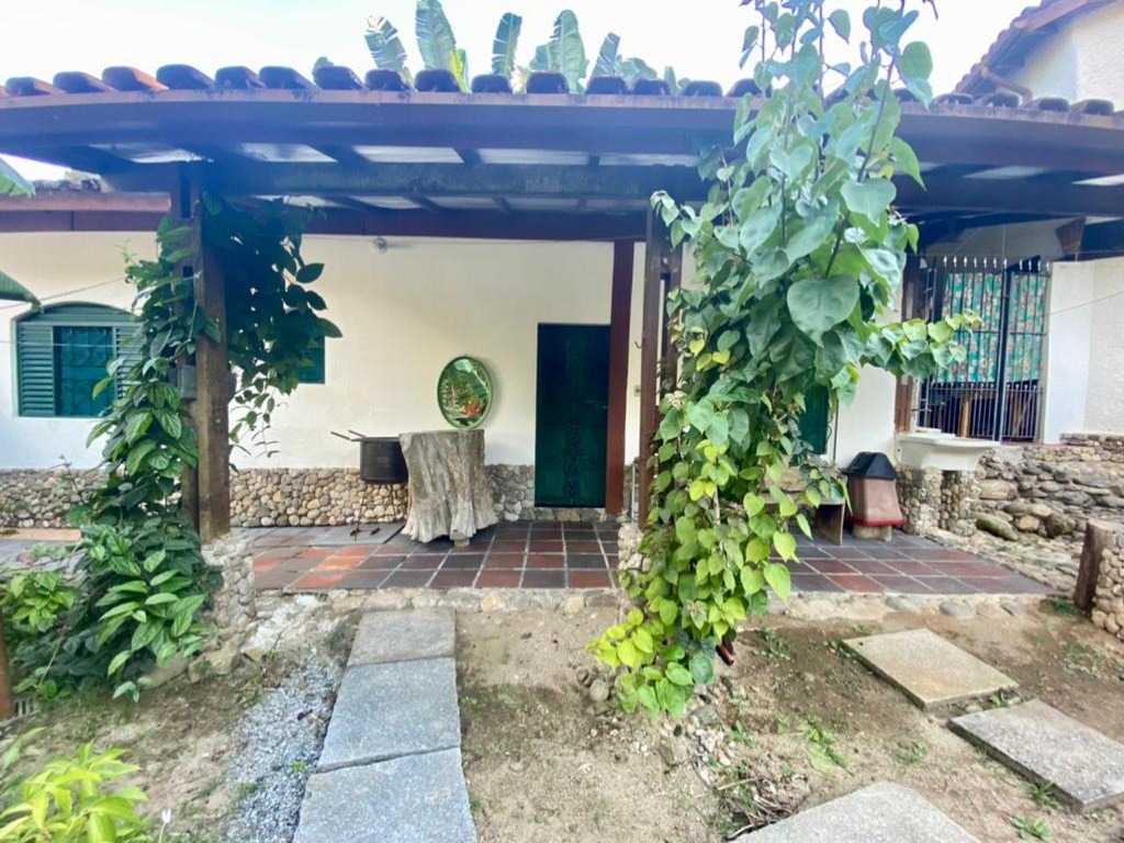 Casa residencial em são sebastião - sp, boiçucanga