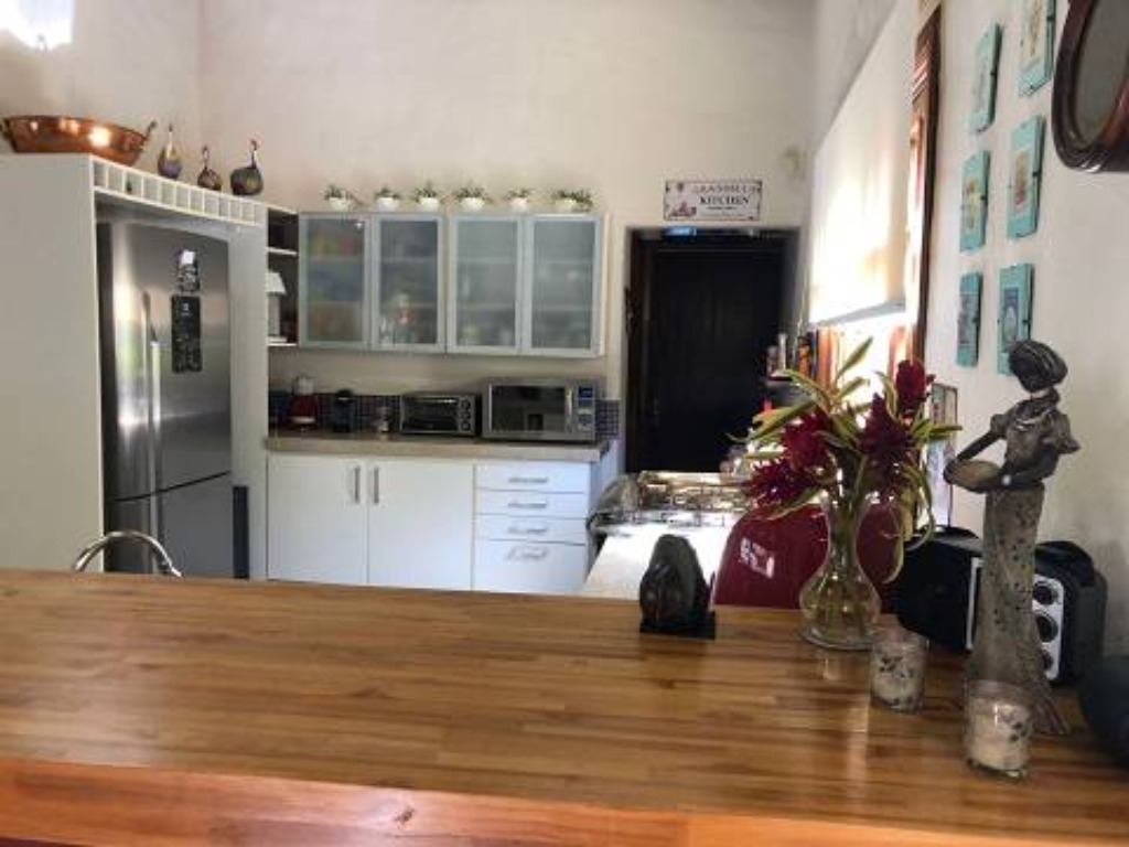 Casa residencial em são sebastião - sp, boiçucanga