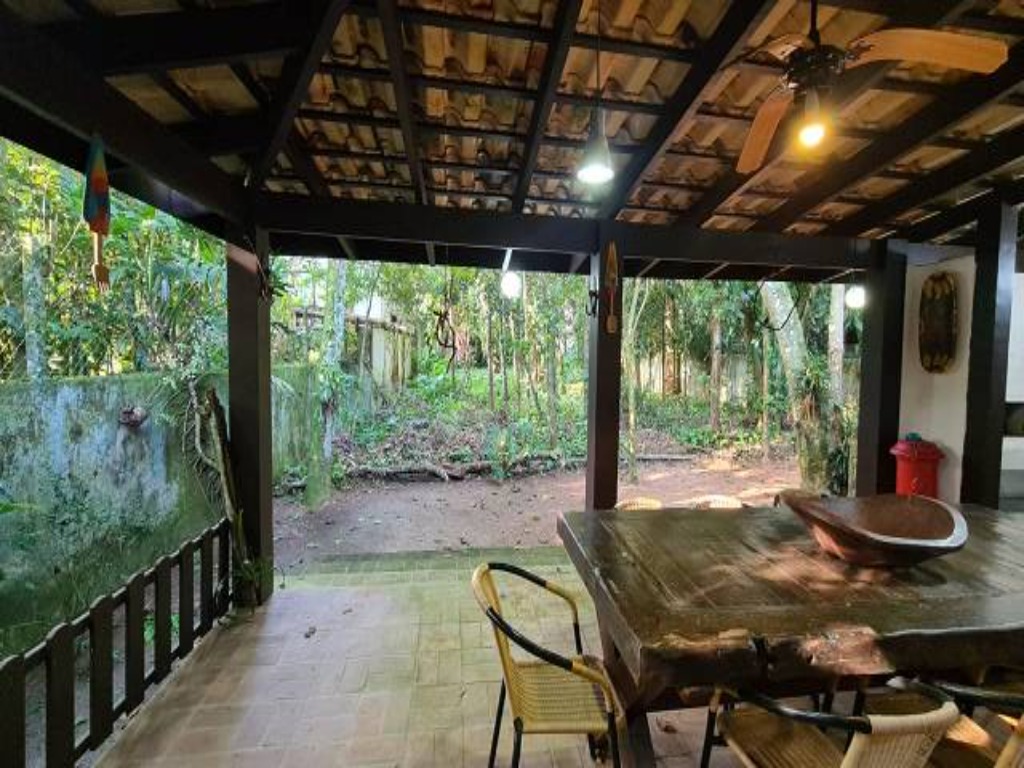 Casa residencial em são sebastião - sp, boiçucanga