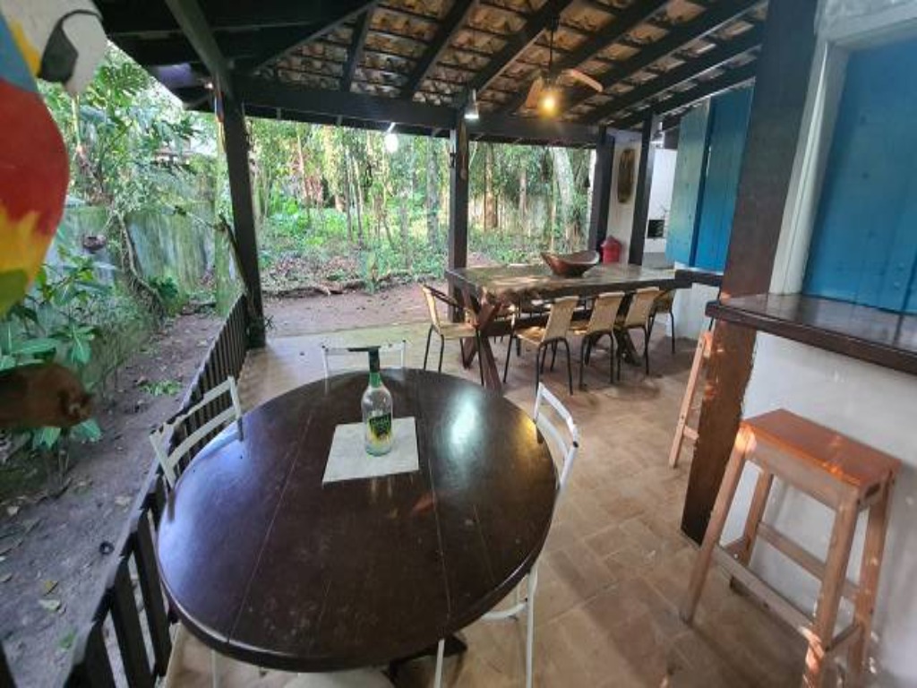 Casa residencial em são sebastião - sp, boiçucanga