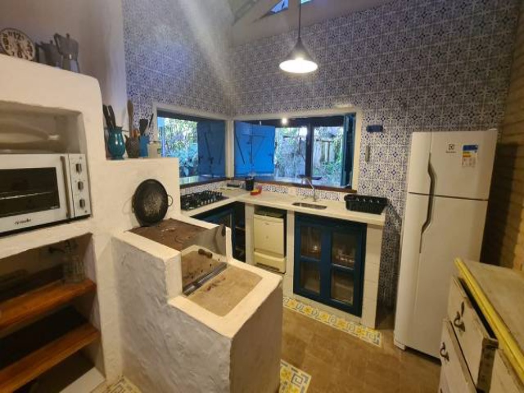 Casa residencial em são sebastião - sp, boiçucanga