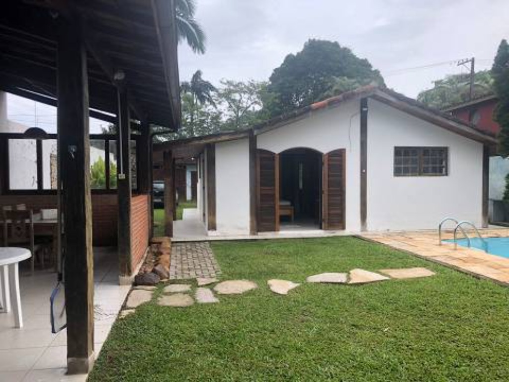 Casa residencial em são sebastião - sp, boiçucanga