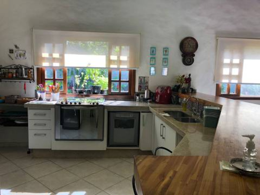 Casa residencial em são sebastião - sp, boiçucanga