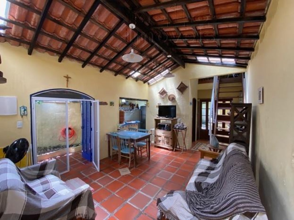 Casa residencial em são sebastião - sp, boiçucanga