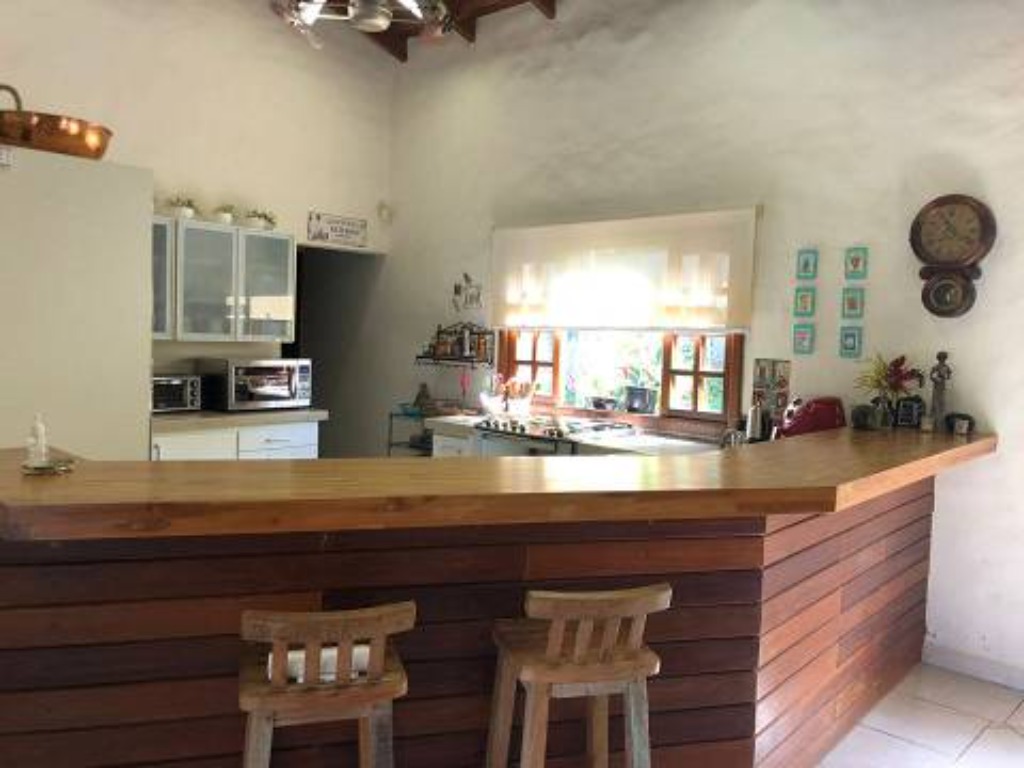 Casa residencial em são sebastião - sp, boiçucanga