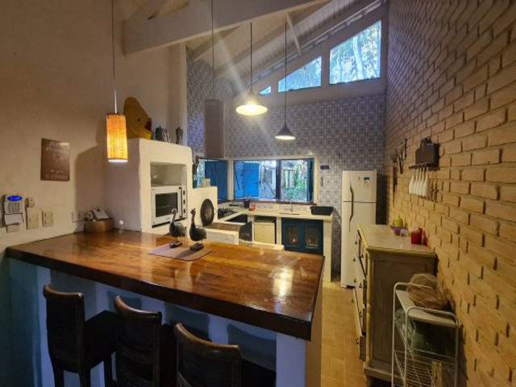 Casa residencial em são sebastião - sp, boiçucanga