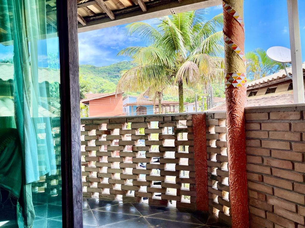 Casa residencial em são sebastião - sp, boiçucanga