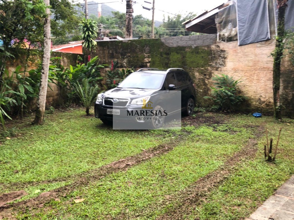 Casa com localização privilegiada na Barra do Sahy