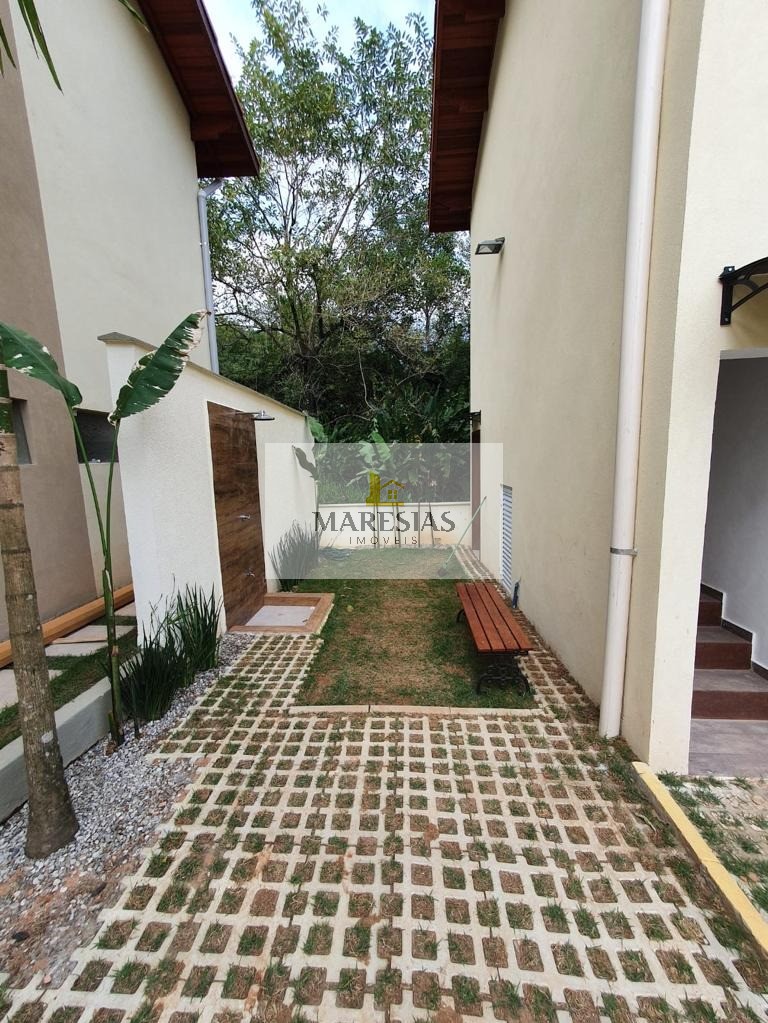 Casa residencial em são sebastião - sp, santiago