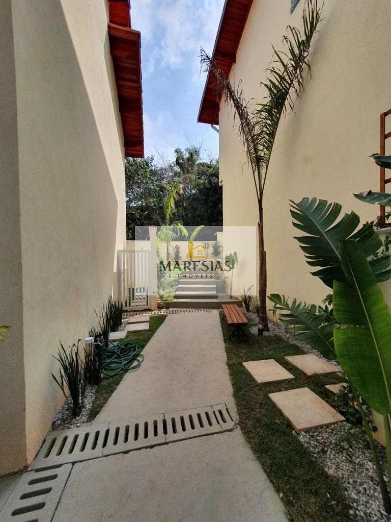Casa residencial em são sebastião - sp, santiago