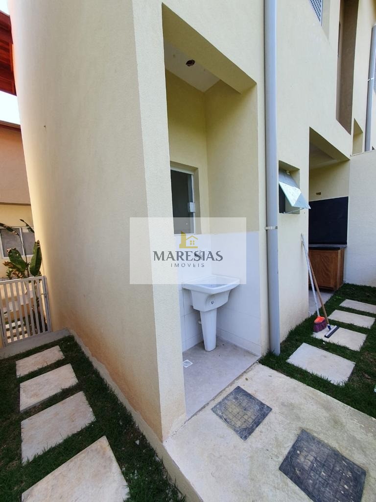 Casa residencial em são sebastião - sp, santiago