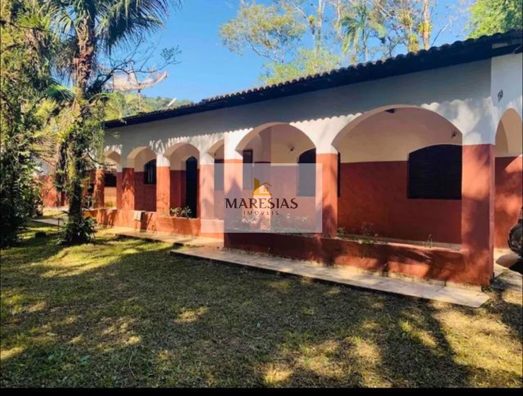 Casa 2 quartos com amplo terreno em Cambrui