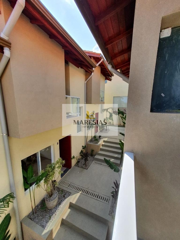 Casa residencial em são sebastião - sp, santiago