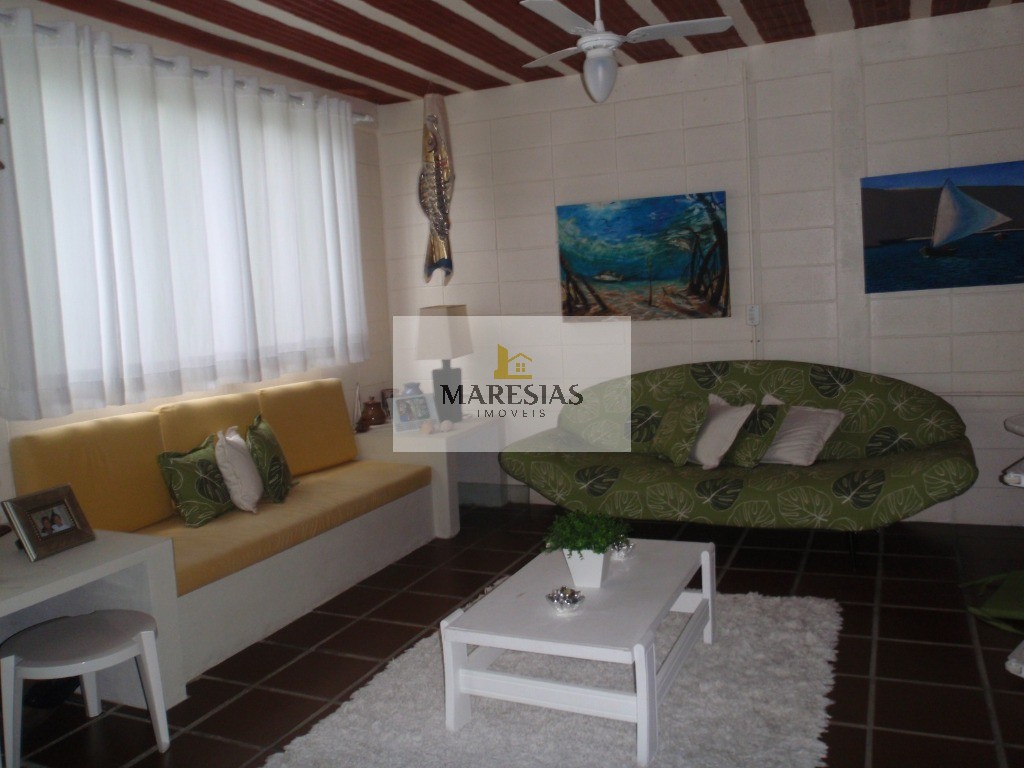 Casa com localização privilegiada na Barra do Sahy
