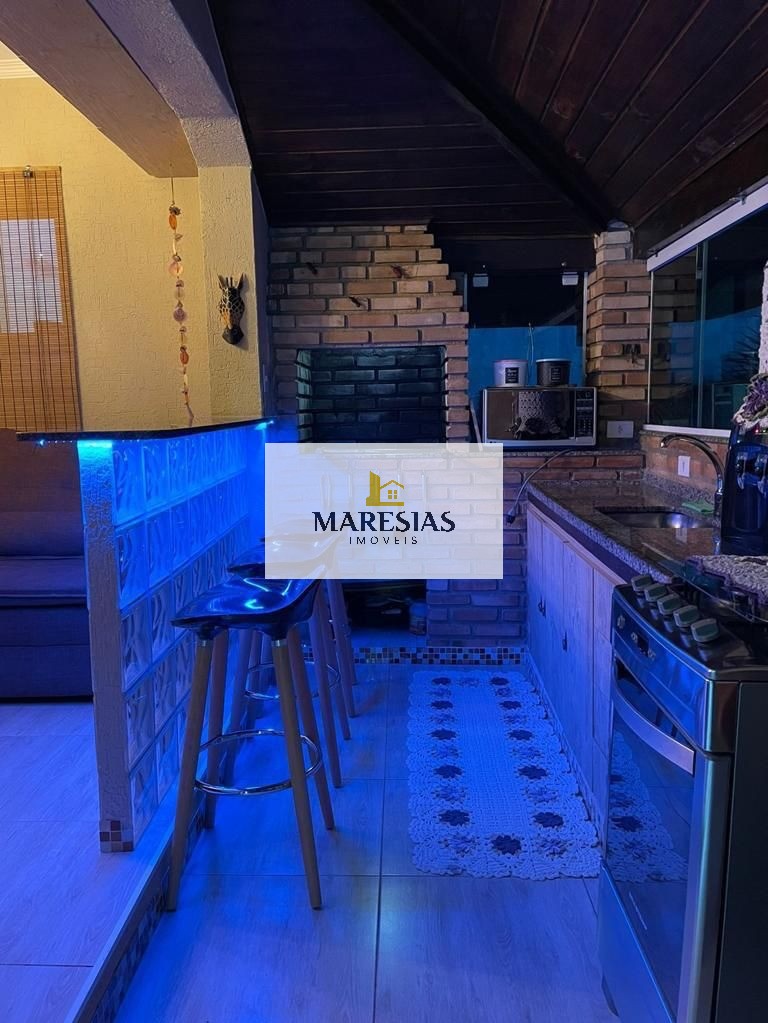 Maravilhoso flat em condomínio com piscina em Maresias!