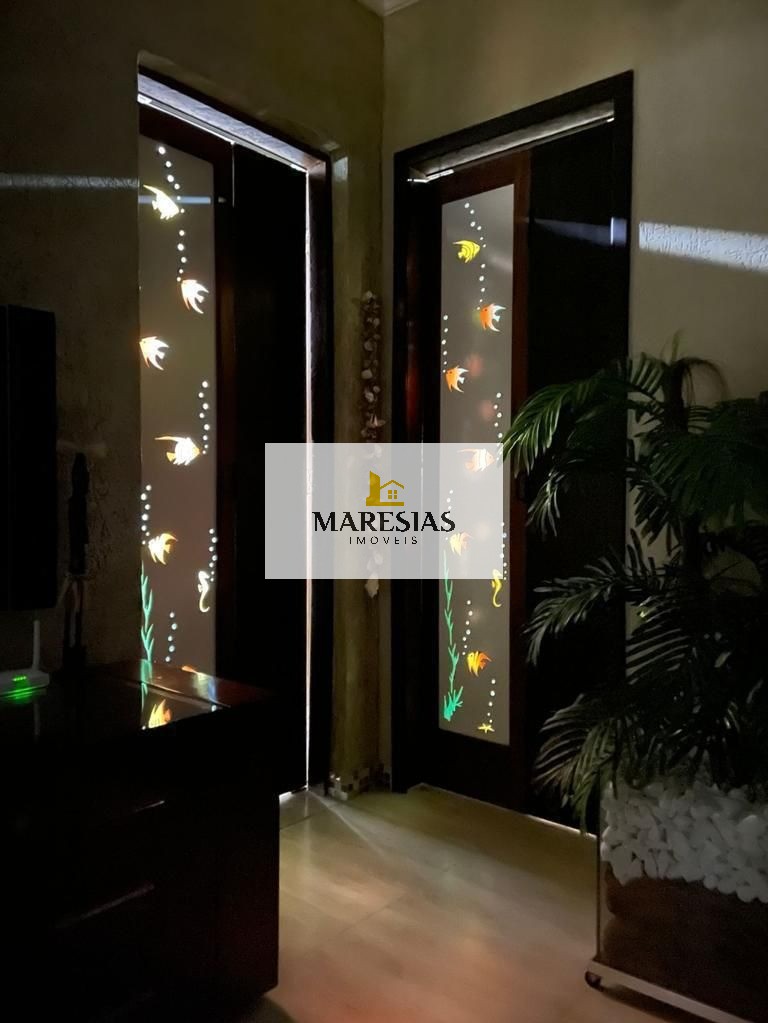 Maravilhoso flat em condomínio com piscina em Maresias!
