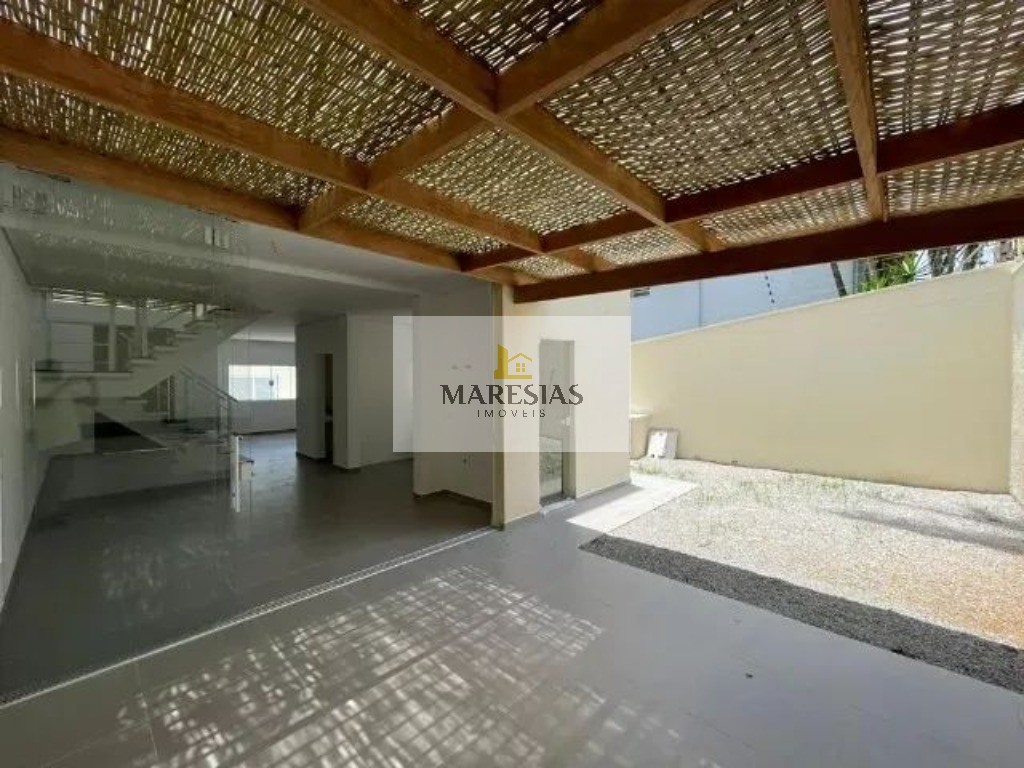 Casa em Juquehy proximo a praia