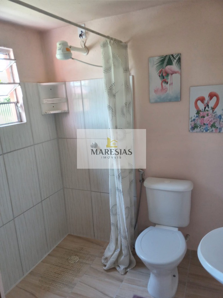 Casa a venda na Enseada
