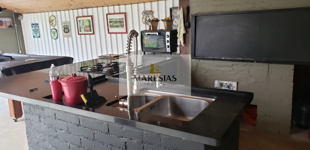 Oásis de Lazer e Conforto: Casa Térrea com Jacuzzi, Área Gourmet e Lindo Ambiente!