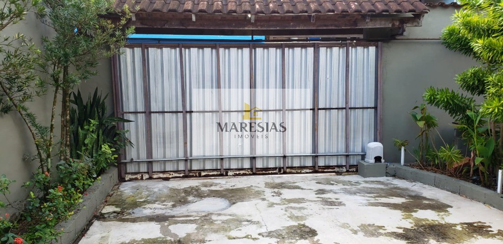 Oásis de Lazer e Conforto: Casa Térrea com Jacuzzi, Área Gourmet e Lindo Ambiente!