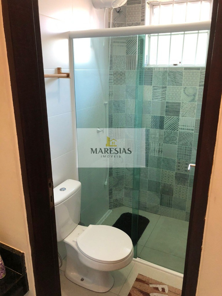 "Exclusividade em Duplex: Apartamento Decorado com Elegância, Mobiliado com Qualidade e Duas Suítes em Condomínio com Piscinas!"