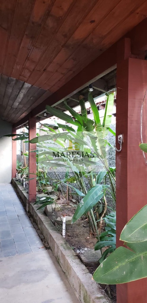 Oásis de Lazer e Conforto: Casa Térrea com Jacuzzi, Área Gourmet e Lindo Ambiente!