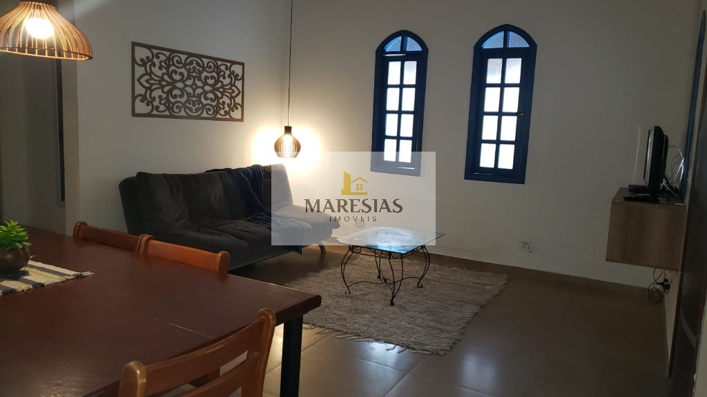 Oásis de Lazer e Conforto: Casa Térrea com Jacuzzi, Área Gourmet e Lindo Ambiente!